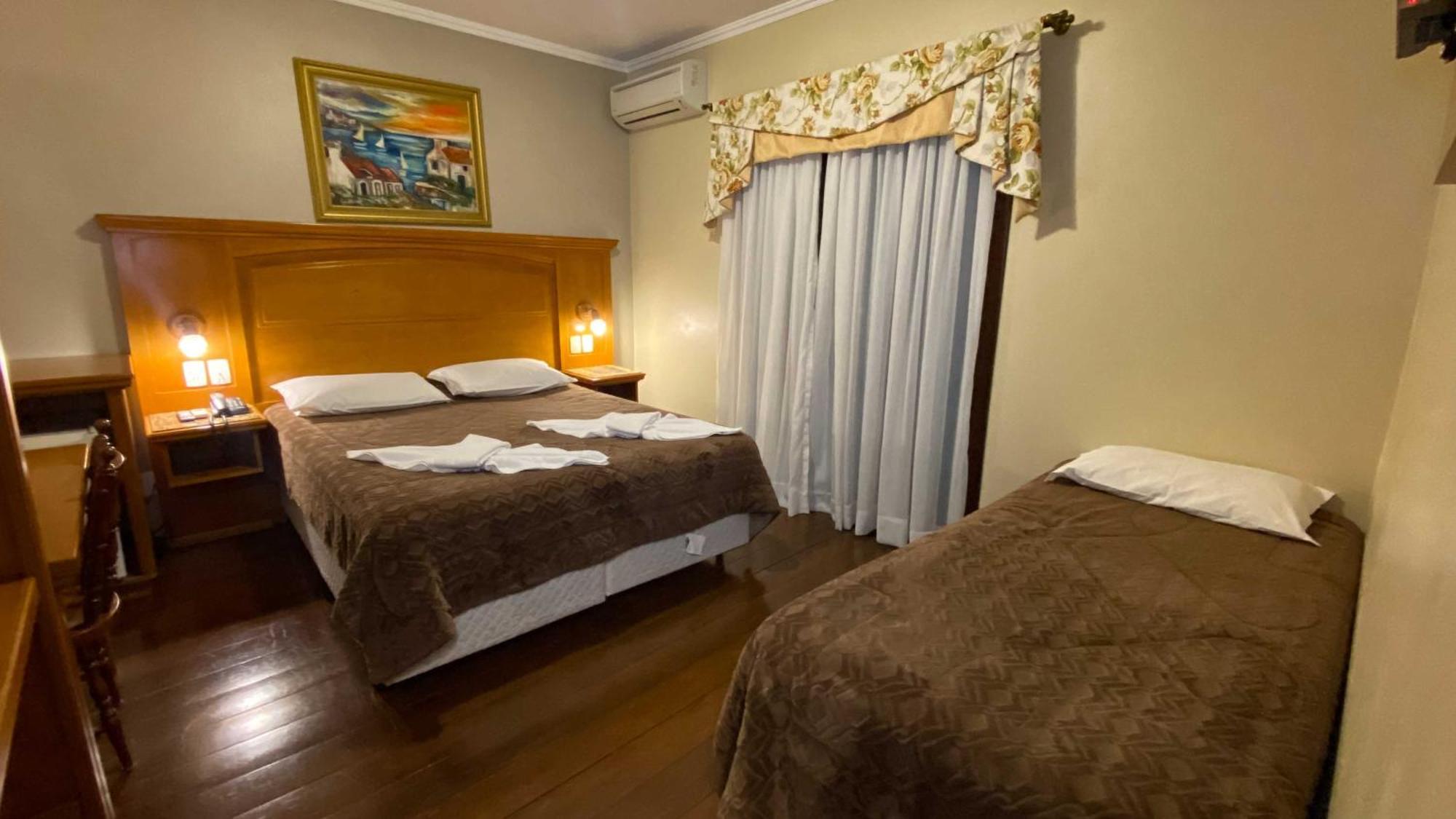 Papoulas Hotel
