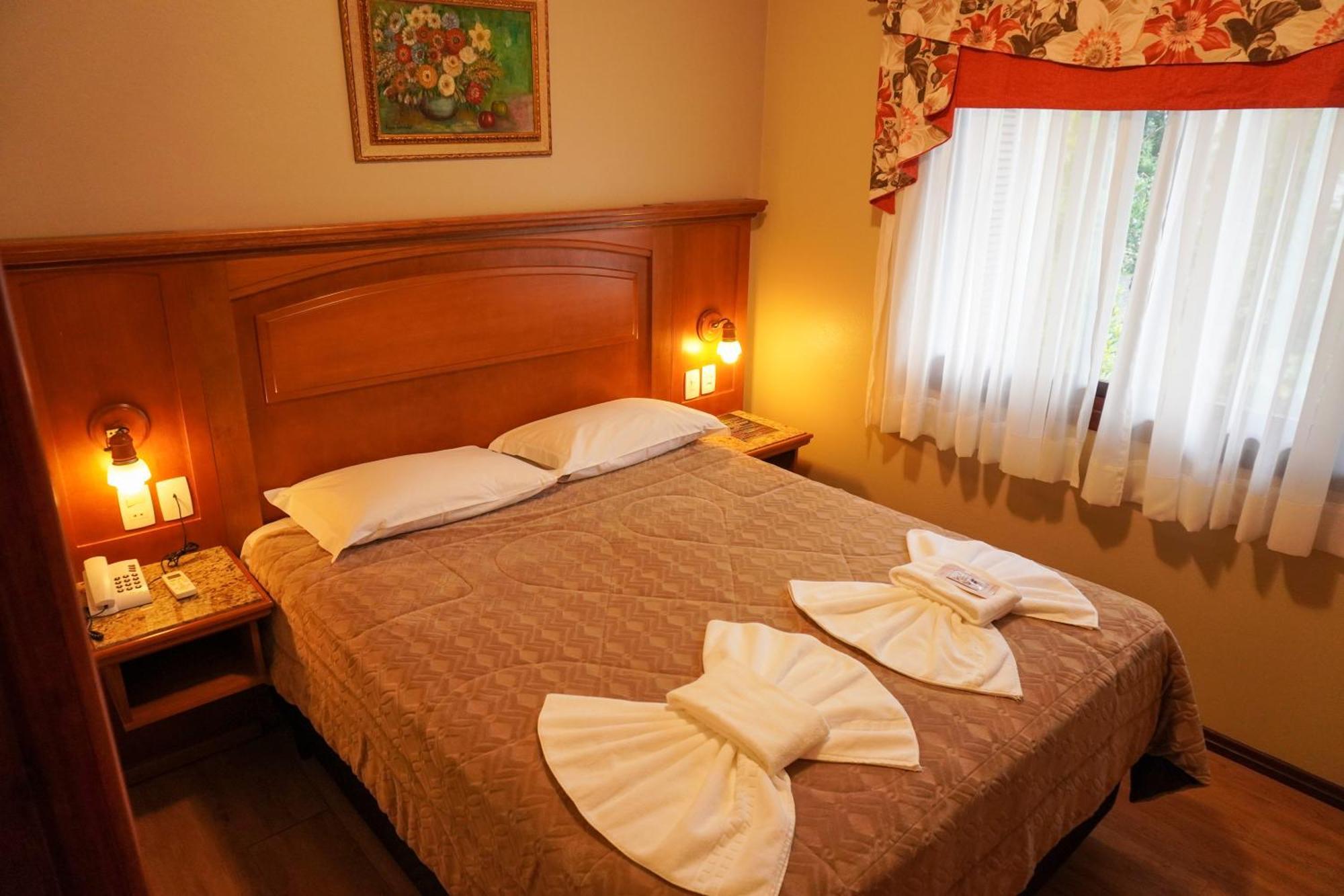 Papoulas Hotel
