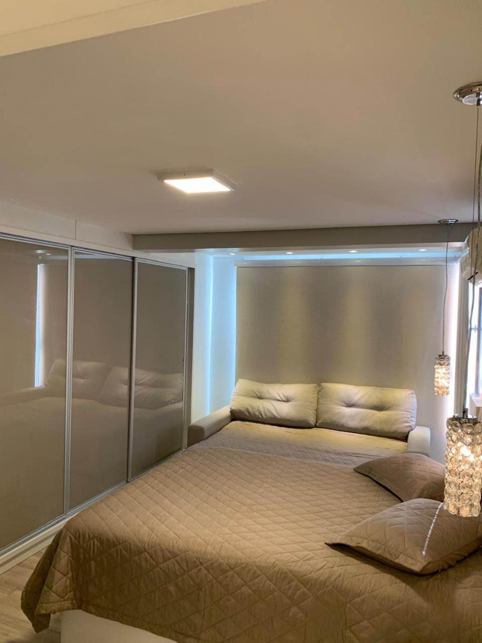 Apartamento Novo No Centro De *