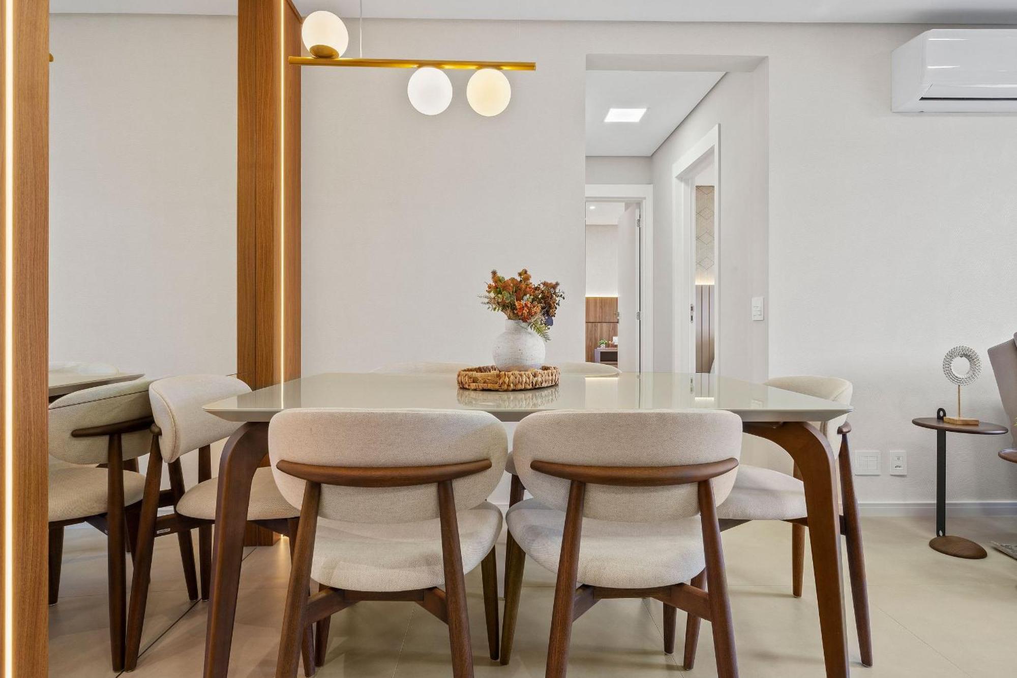 Apartamento Leev 2 Dorm 50m Rua Coberta By Achei *