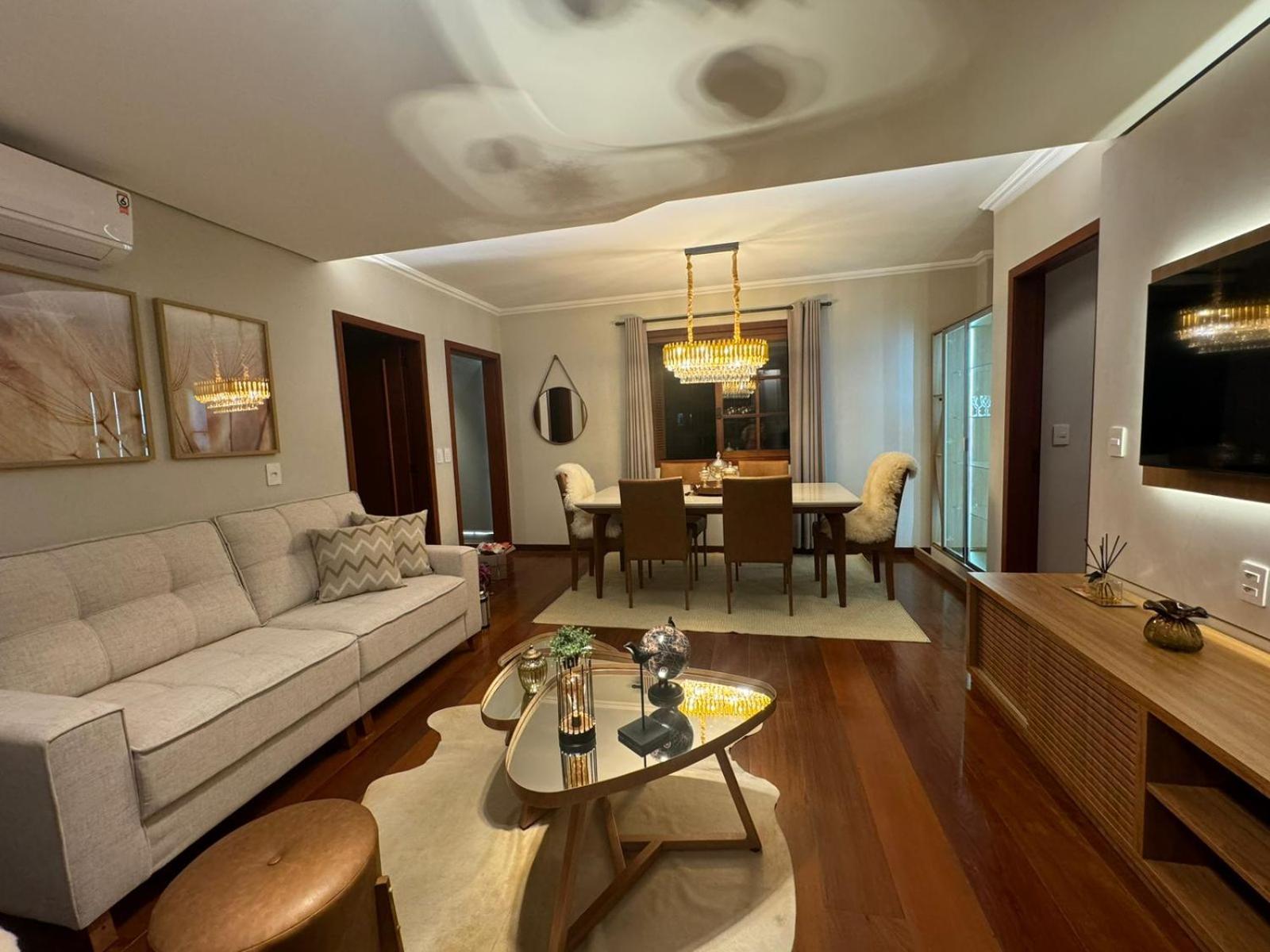 Apartamento 3 Ao Lado Da Rua Coberta Gramado