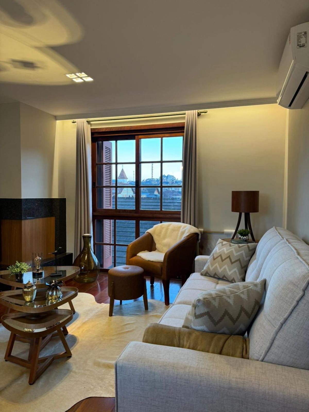 3 Ao Lado Da Rua Coberta Apartamento Gramado
