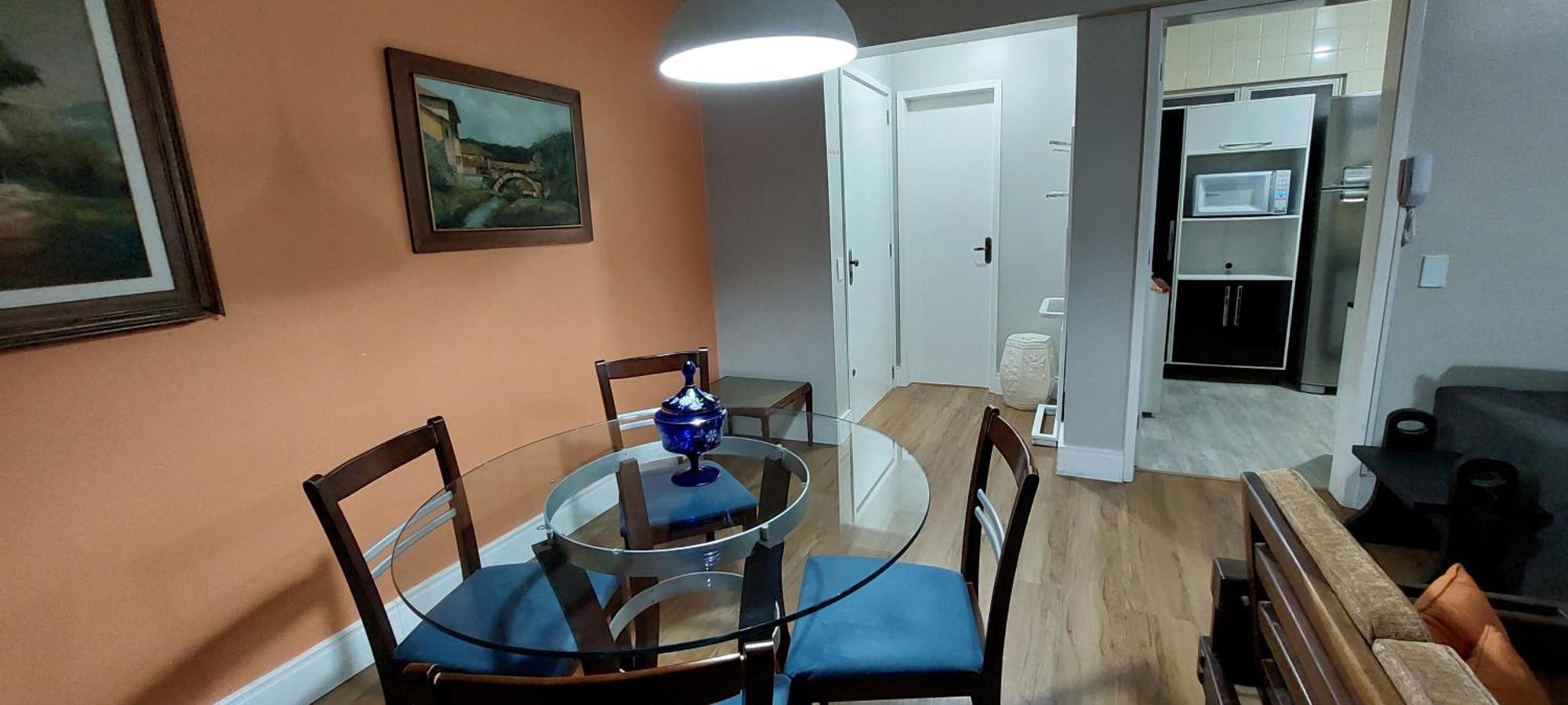Apartamento Na Rua Coberta