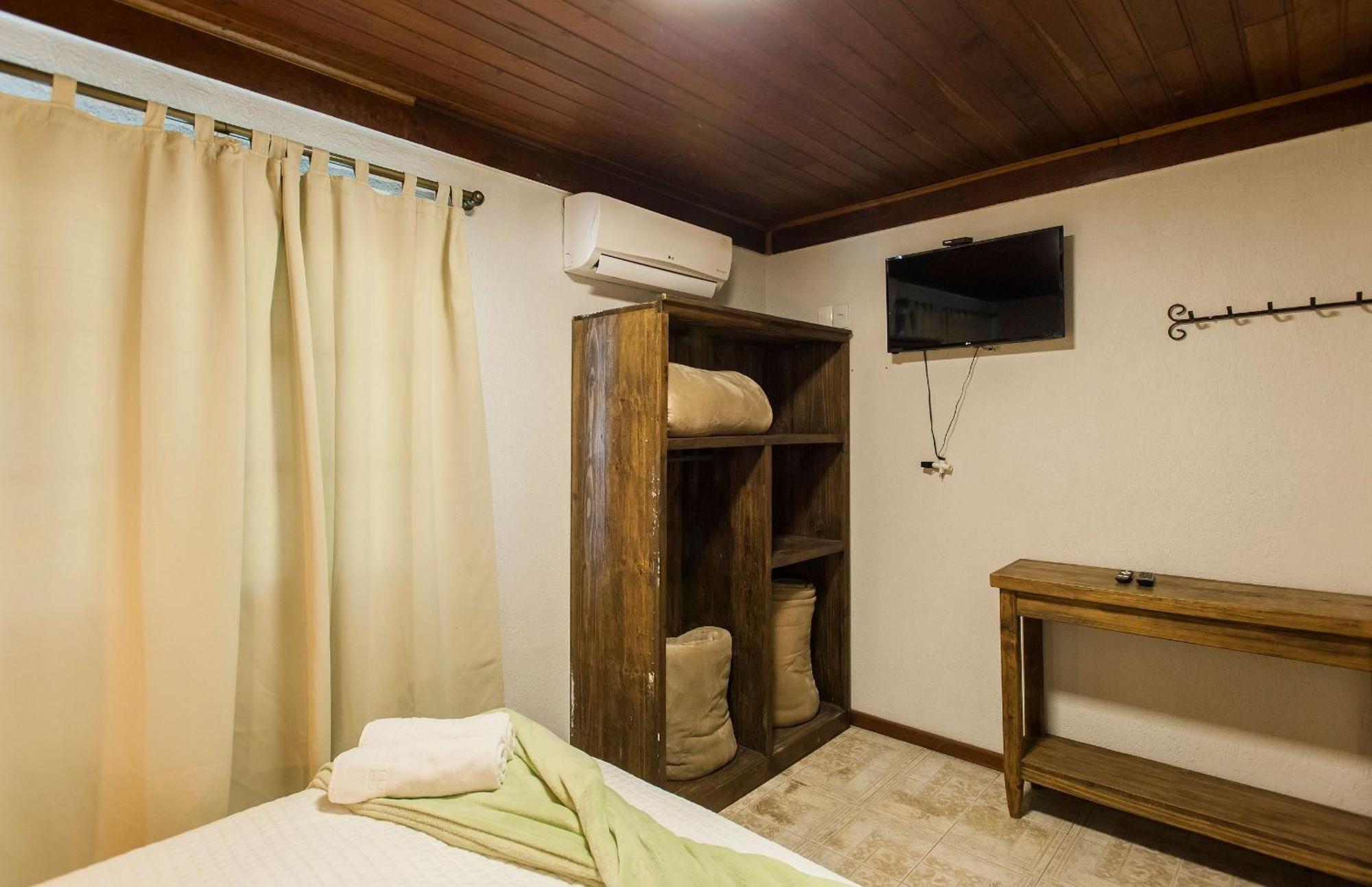 Locar-in - E Hill Top Centro *