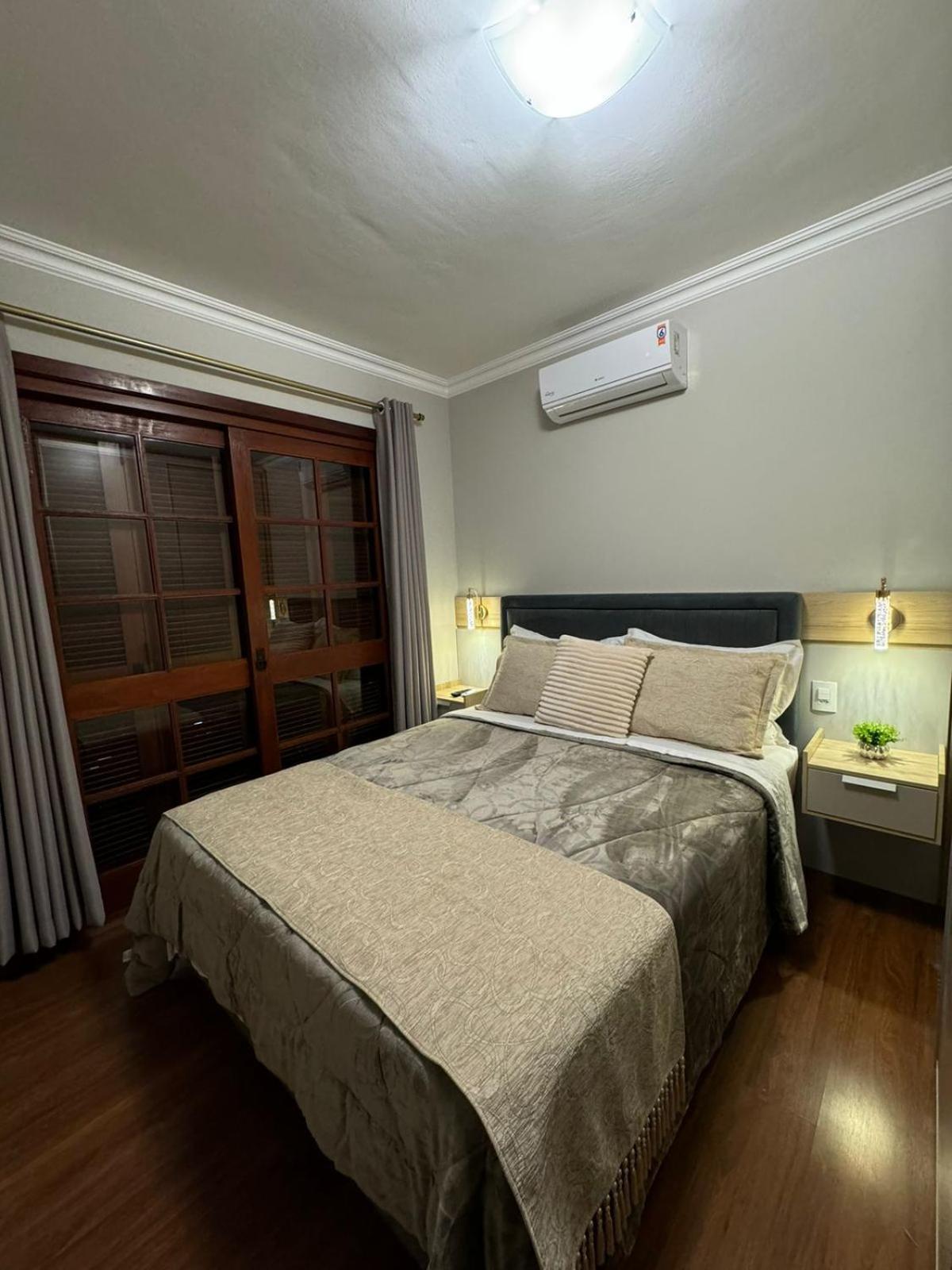 Apartamento 3 Ao Lado Da Rua Coberta Gramado