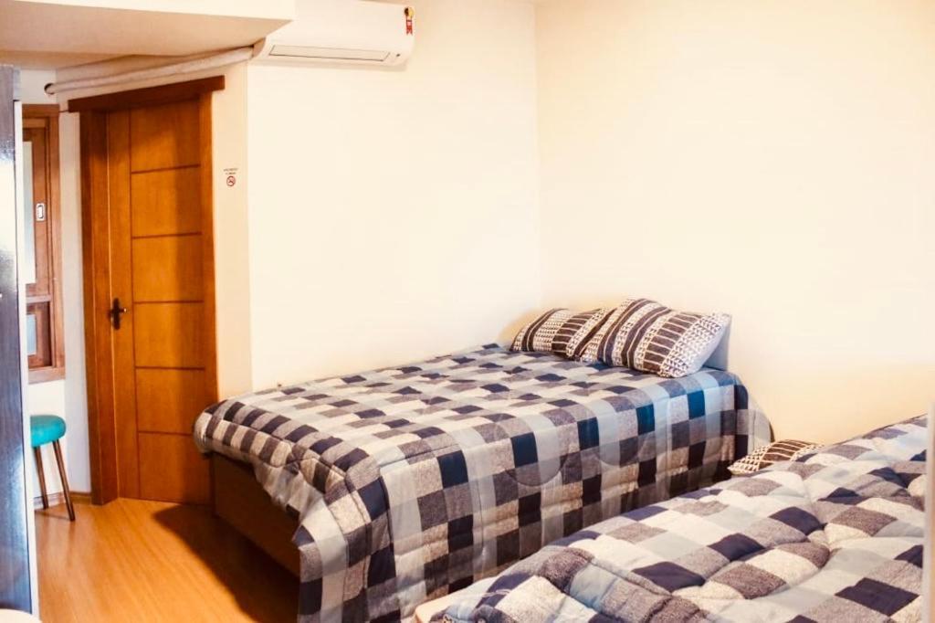 Gramadosuites 4quartos Ambientesclimatizados Lareira Churrasqueira Apartamento Gramado