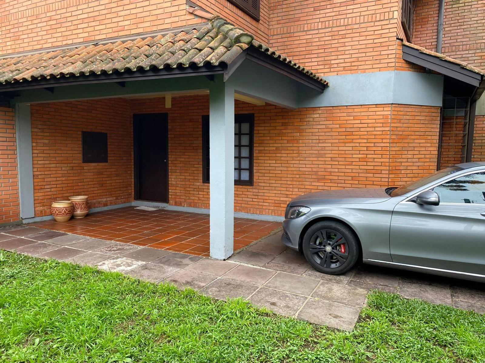 Sobrado Do - Localizado Em Um Bairro Nobre E Arborizado * Gramado