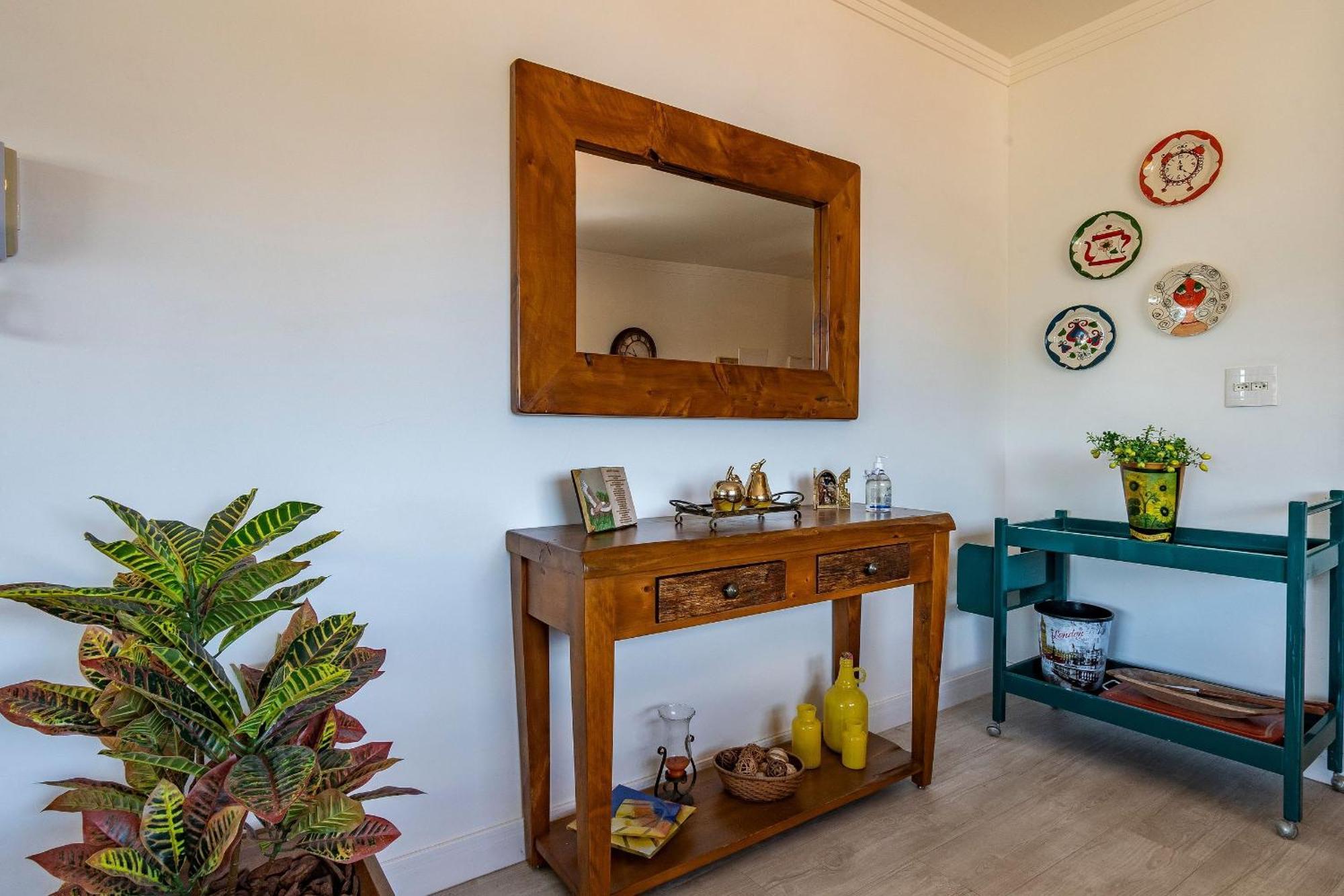 Rosa Edificio Dom Affonso Apartamento