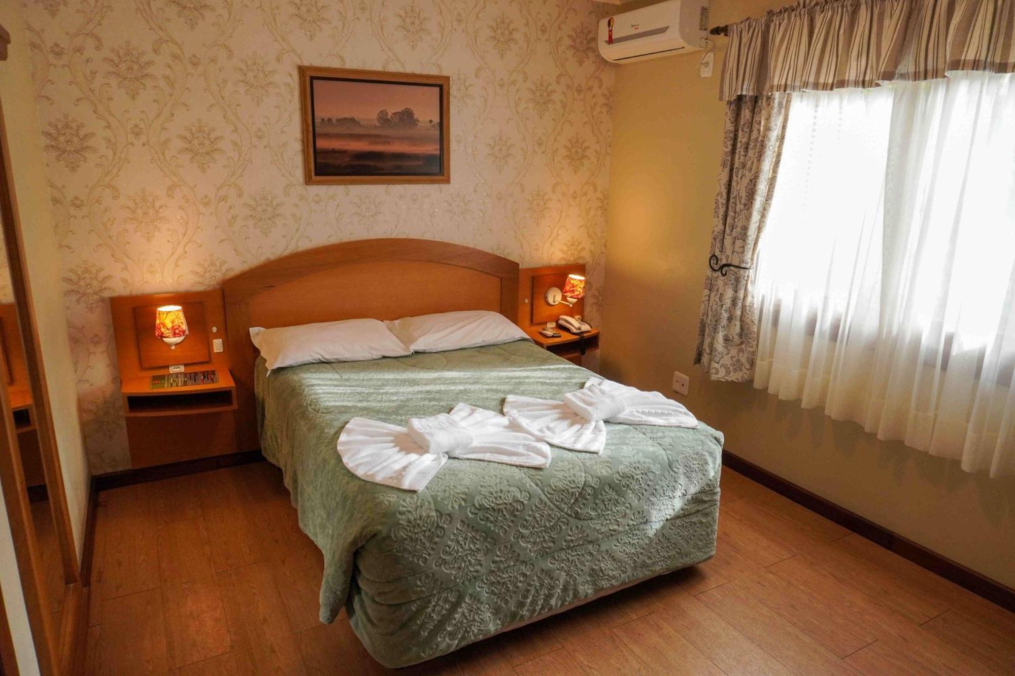 Hotel Papoulas