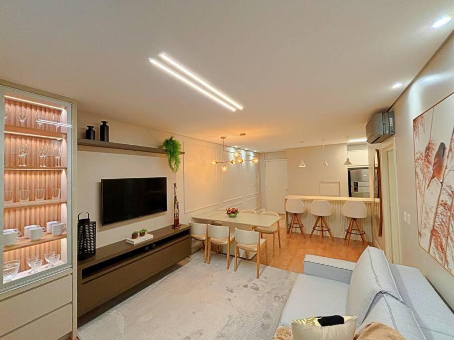 Apartamento Apto A 400m Da Rua Coberta - *