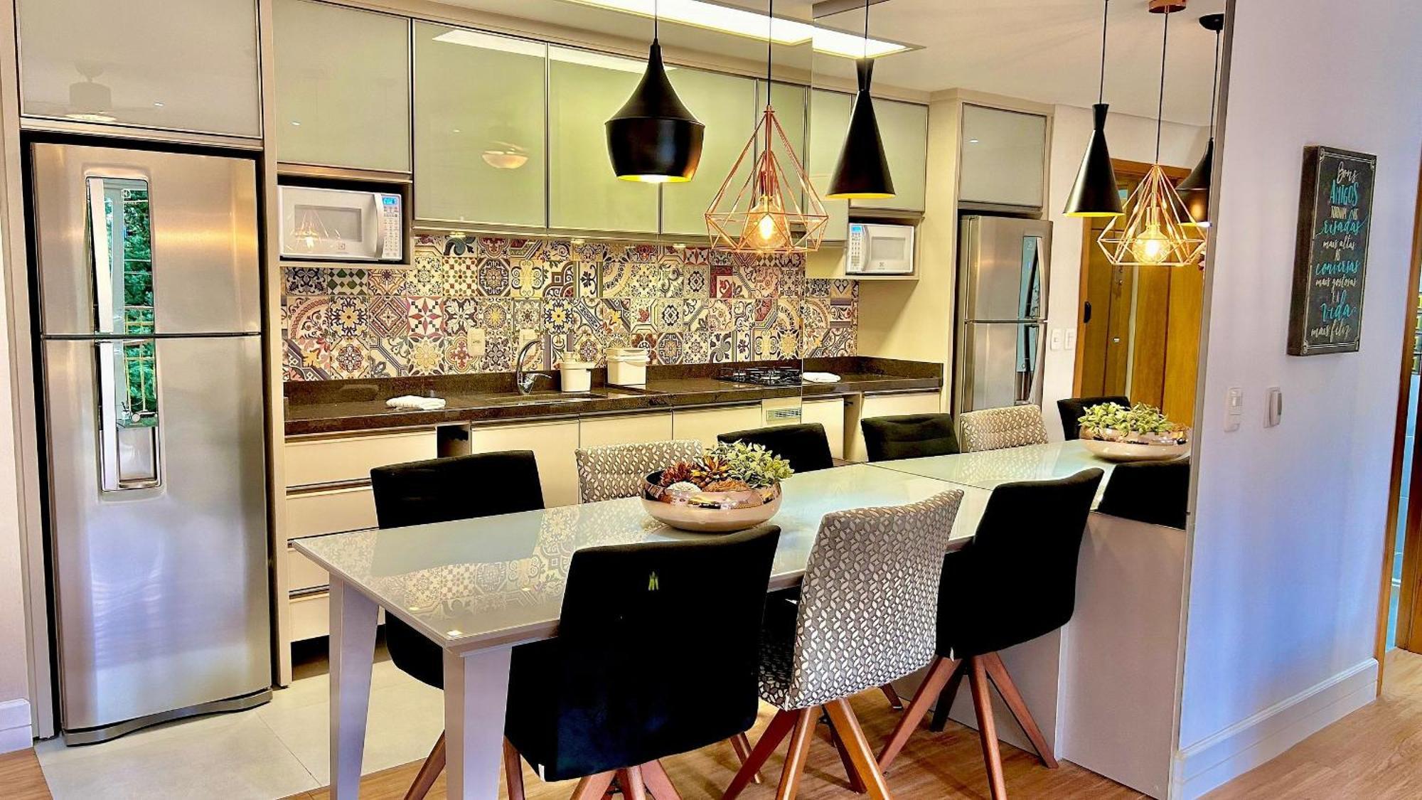 Apartamento Lindo E Aconchegante Com Lareira Cond C/ Piscina Gramado