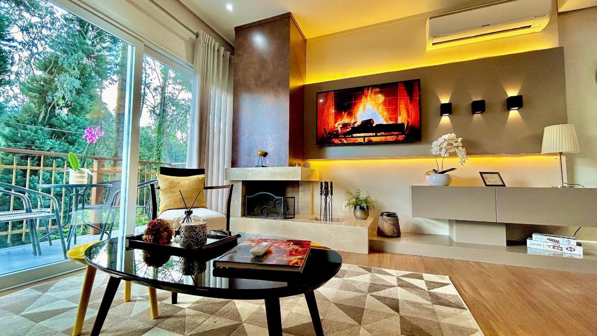 Apartamento Lindo E Aconchegante Com Lareira Cond C/ Piscina Gramado
