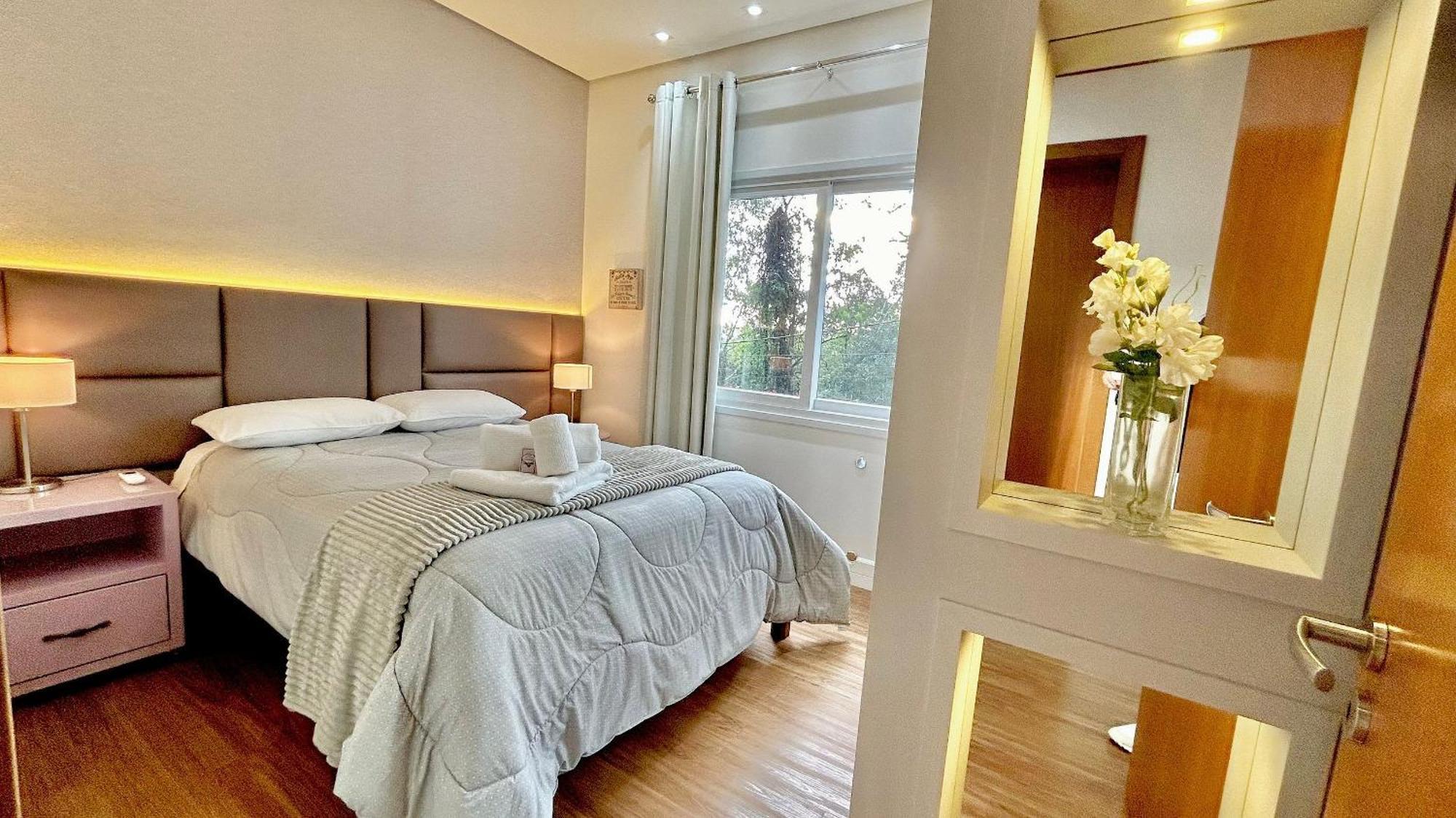 Lindo E Aconchegante Com Lareira Cond C/ Piscina Apartamento Gramado