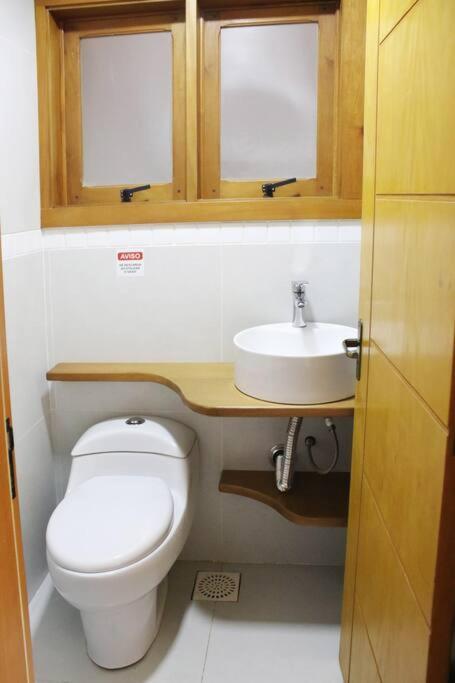 Apartamento Grande Com - Churrasqueira Lareira Climatizado *