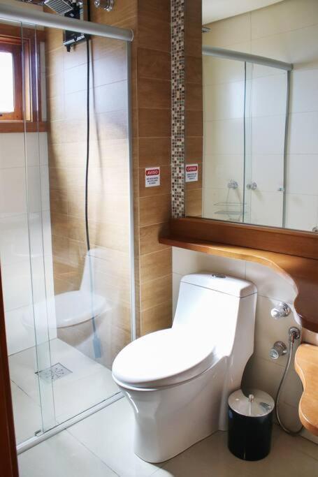 Grande Com - Churrasqueira Lareira Climatizado Apartamento