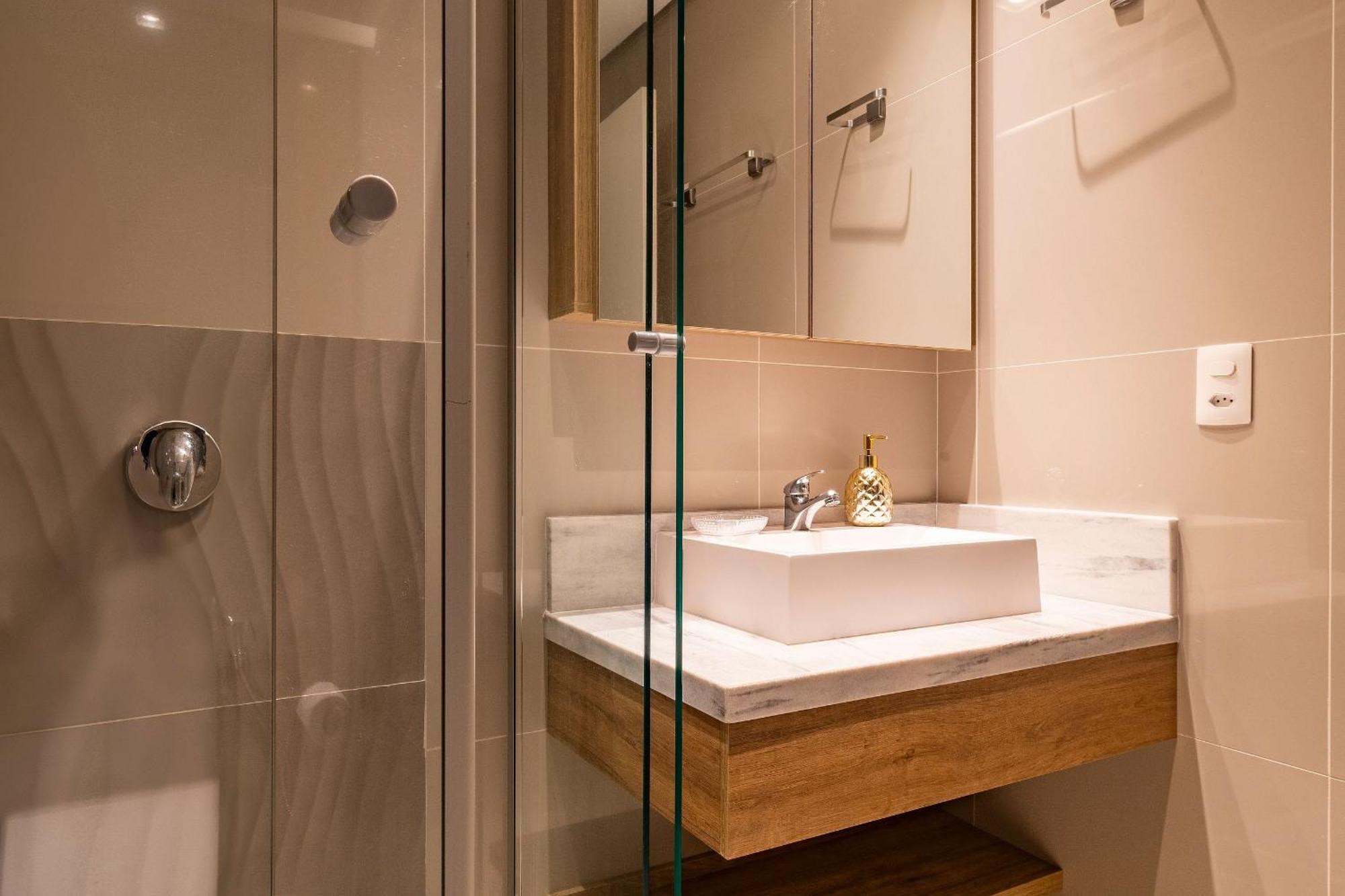 Apartamento Duplex 300m R. Coberta, 4 Dorm, 3 Suite, Hidro *