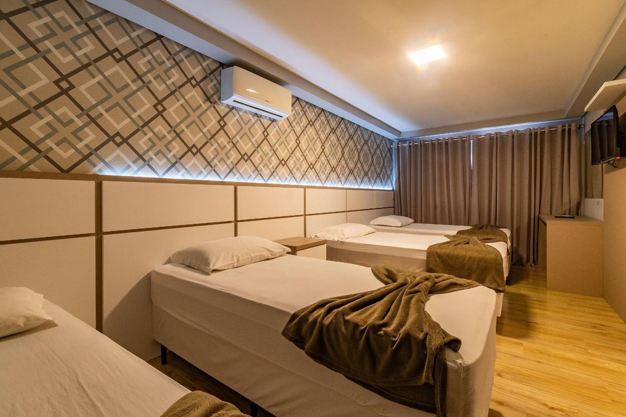Duplex 300m R. Coberta, 4 Dorm, 3 Suite, Hidro Apartamento