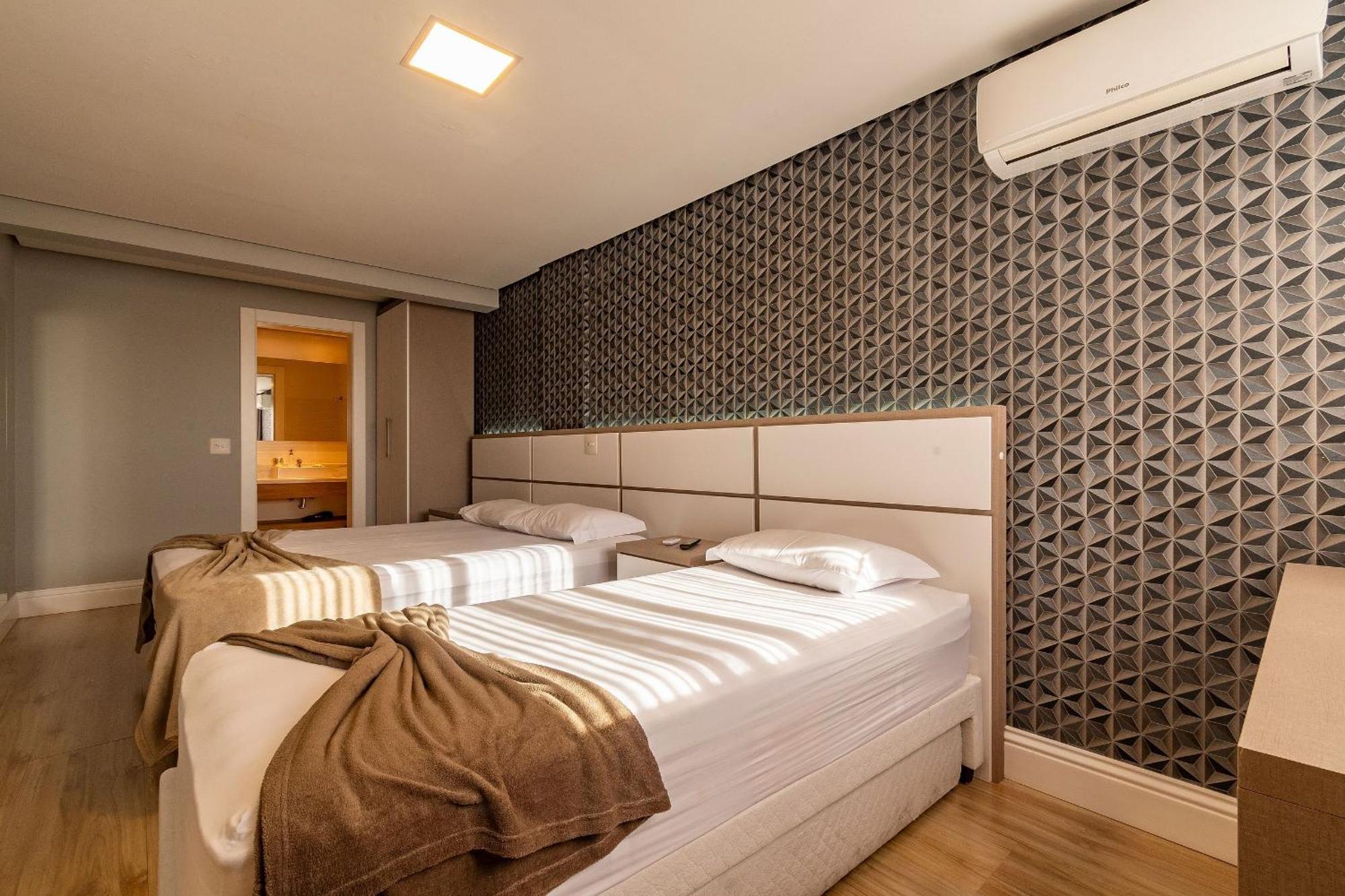 Duplex 300m R. Coberta, 4 Dorm, 3 Suite, Hidro Apartamento Gramado