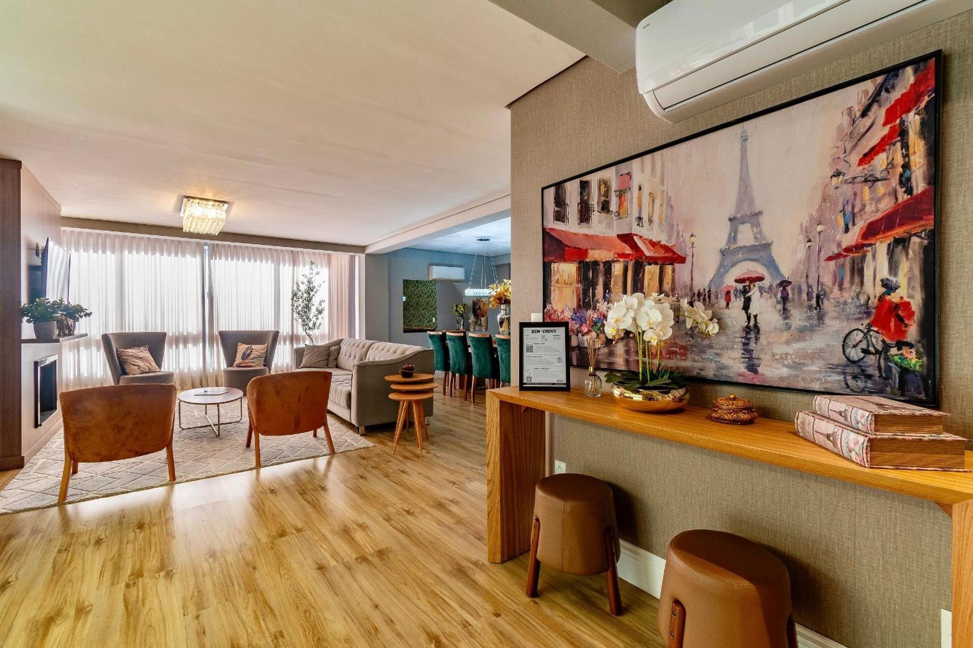 Duplex 300m R. Coberta, 4 Dorm, 3 Suite, Hidro Apartamento Gramado