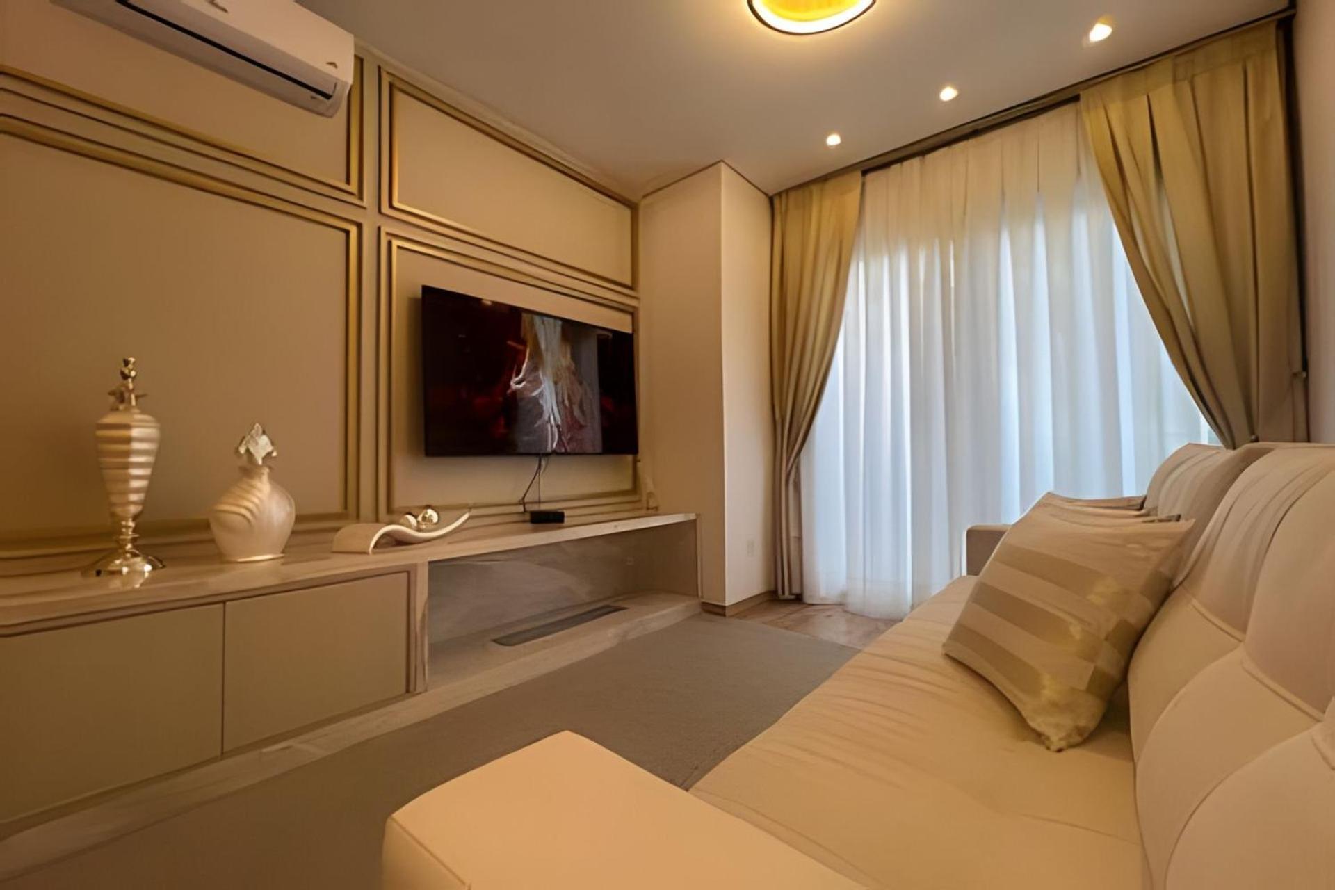 Apartamento Borges,poucos Metros Da Rua Coberta Em Gramado