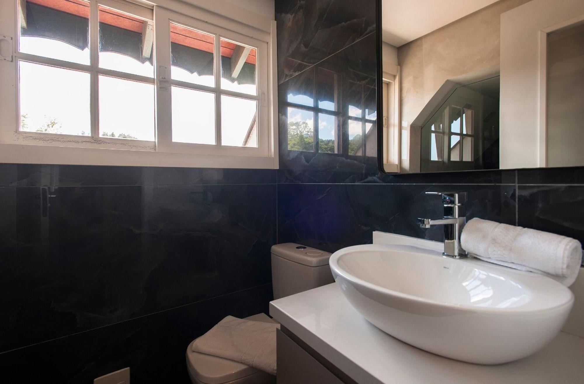 Apartamento Locar-in Ape Gal. Flores A 30m Da Rua Coberta