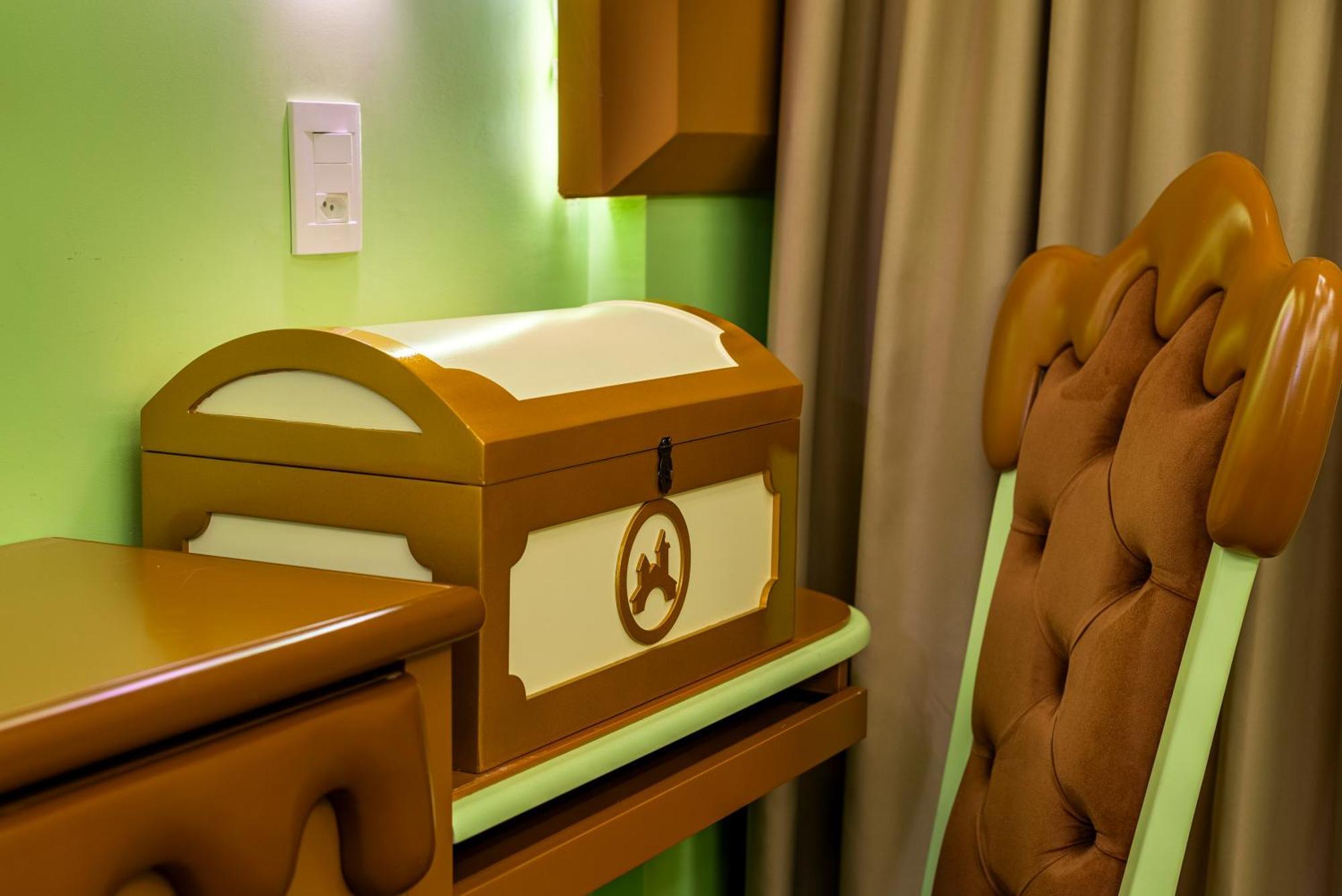 Chocoland Hotel 4*