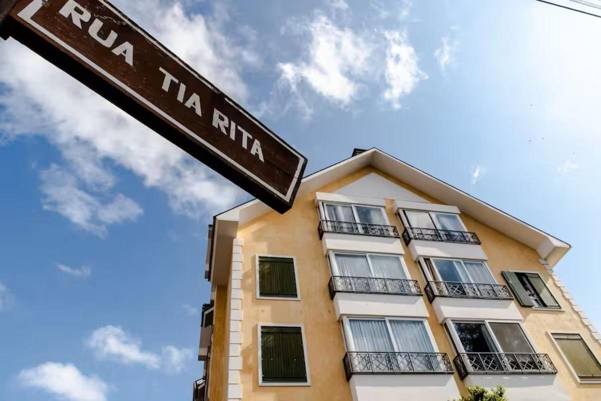 Locar-in - 200 M Da Rua Coberta Apartamento Gramado