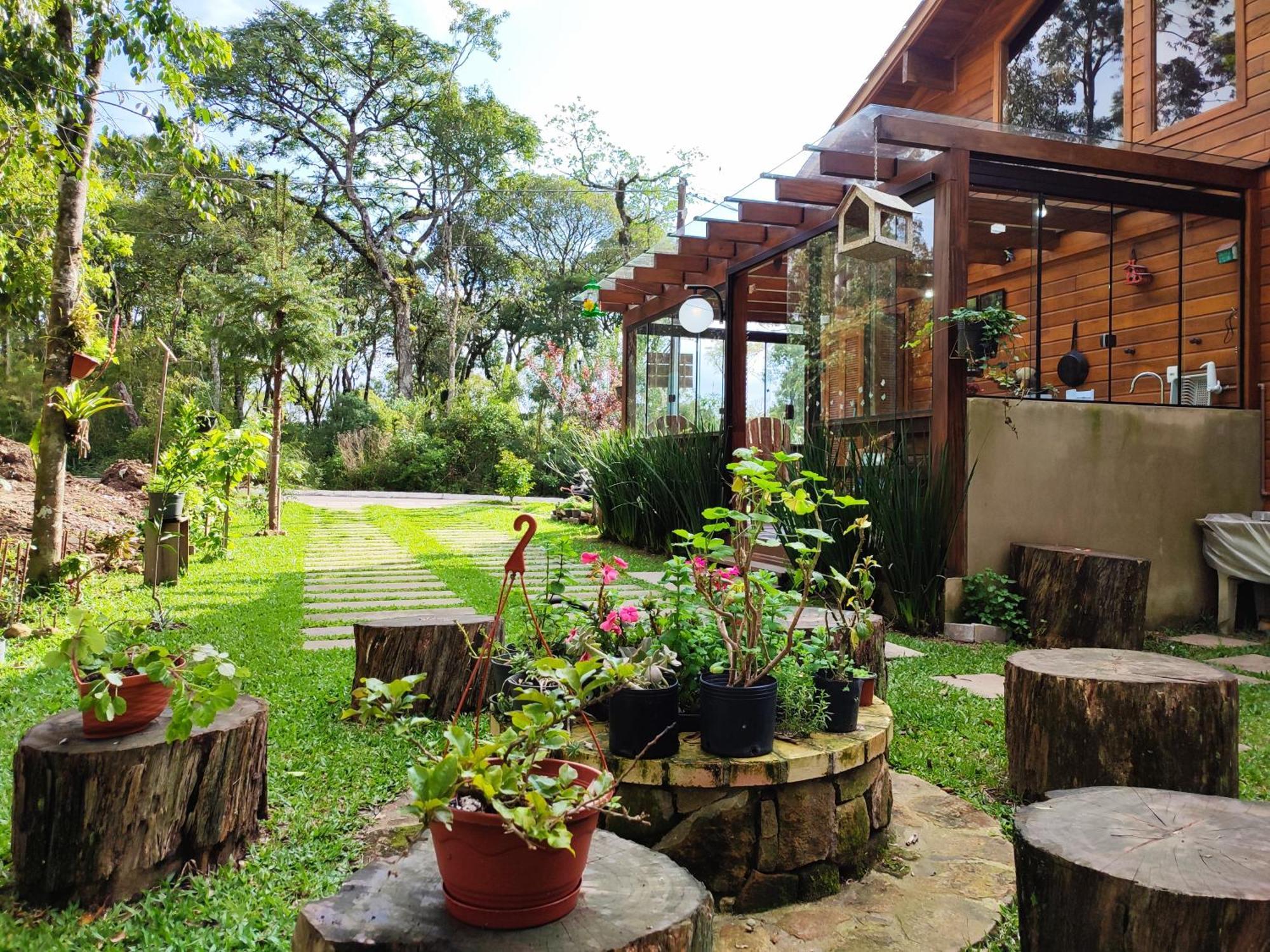 Charmosa Casa 3 Quartos Negro * Gramado