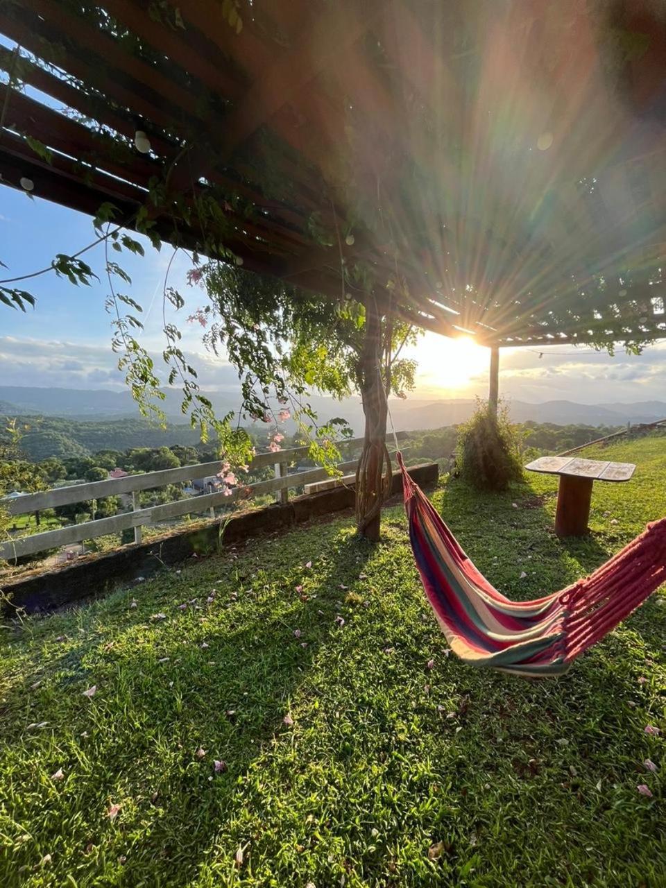 Apartamento Residencial Encantos Linha Bonita - Vista Que Acalma, Ambiente Que Encanta! *