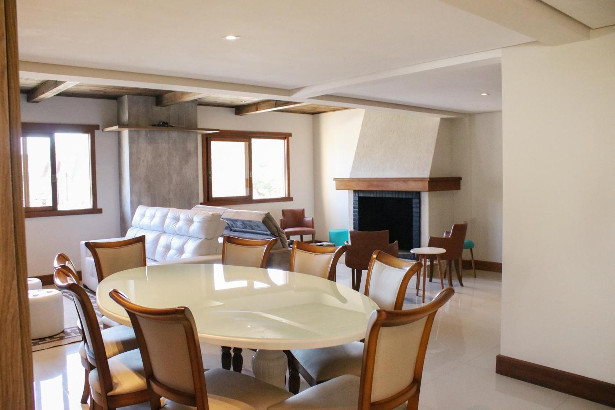 Acolhedor Grande Completo 250m Climatizado Churrasqueira Lareira Apartamento *