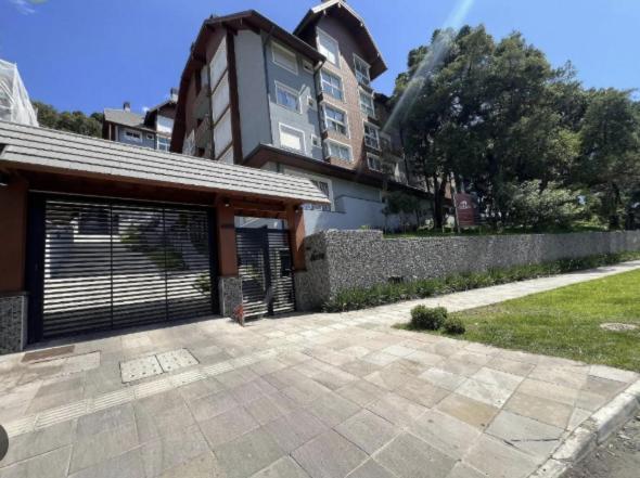 Flat De Luxo Em *