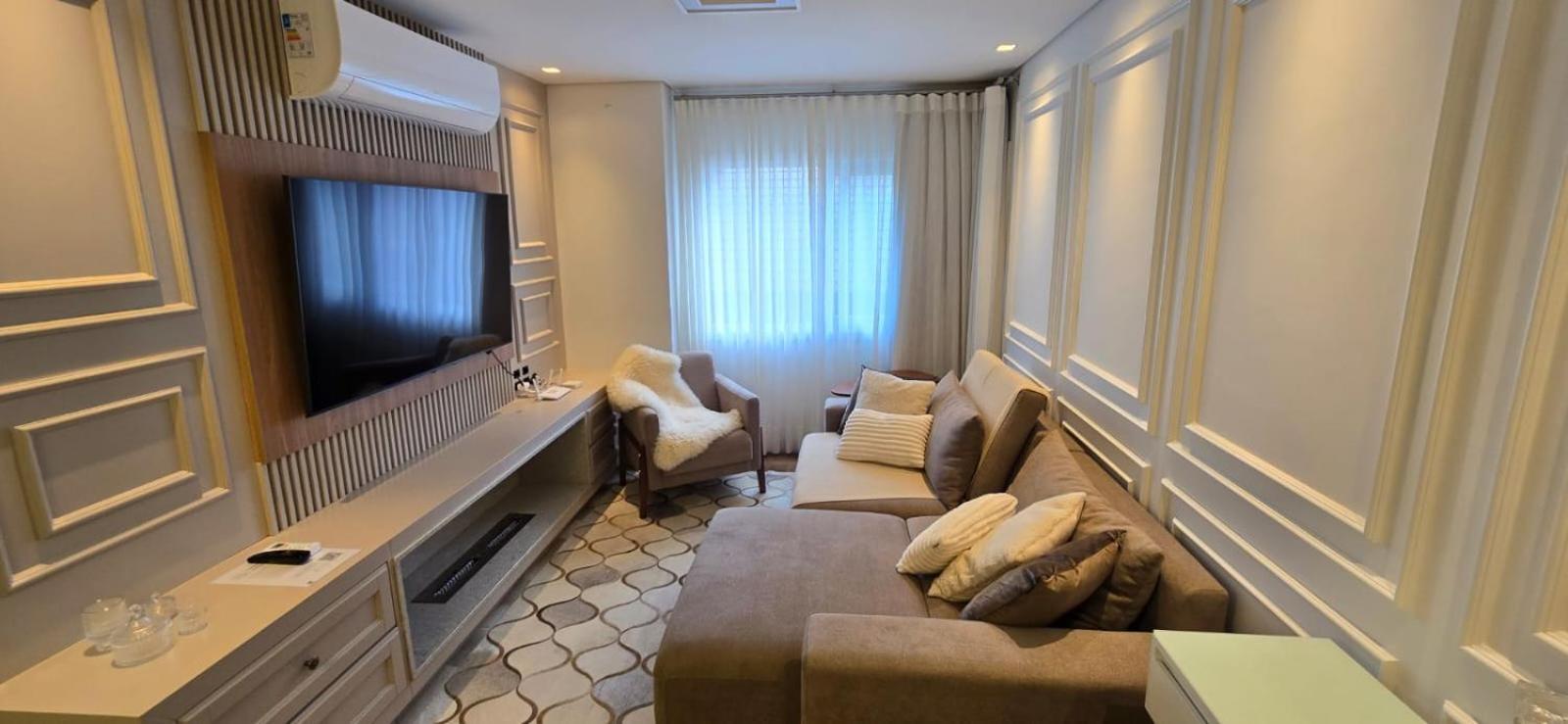 Flat De Luxo Em *