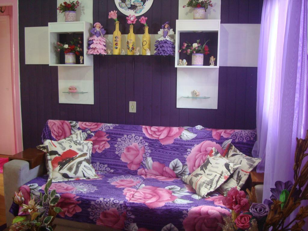 Chale Encantos Rosa E Lilas * Gramado