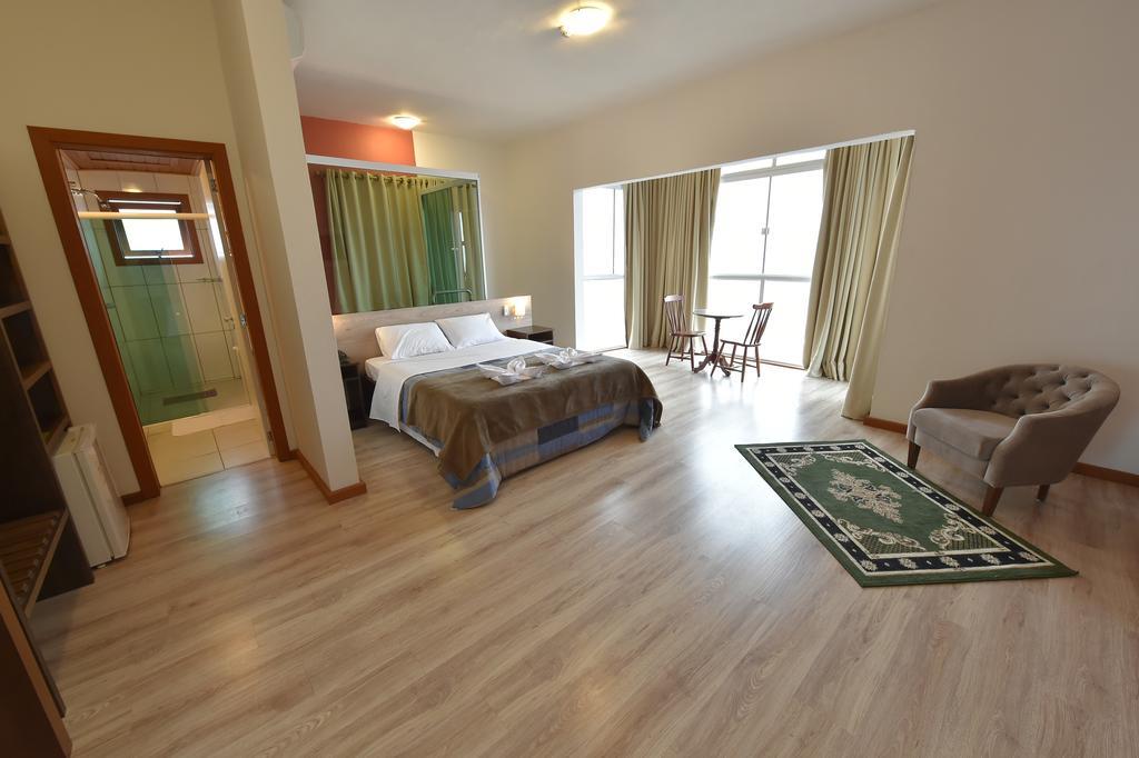 Hotel Aconchego De 3*