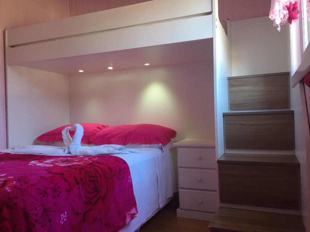 Chale Encantos Rosa E Lilas Casa de férias *