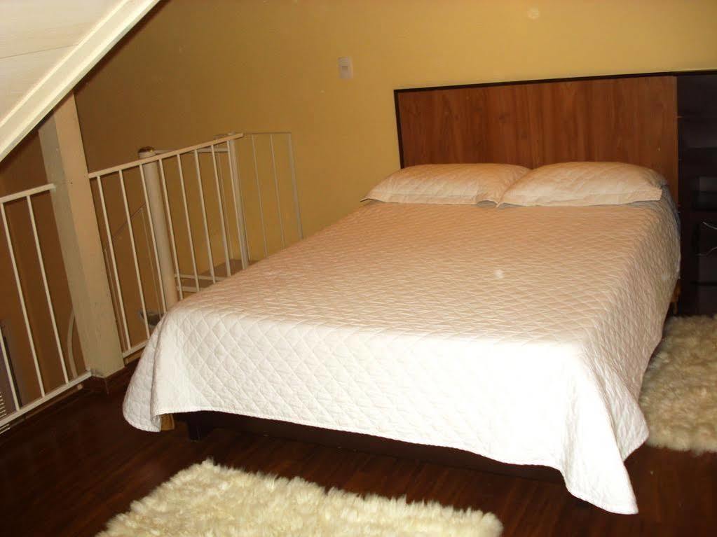 Casa de hóspedes Dos Geranios 3*