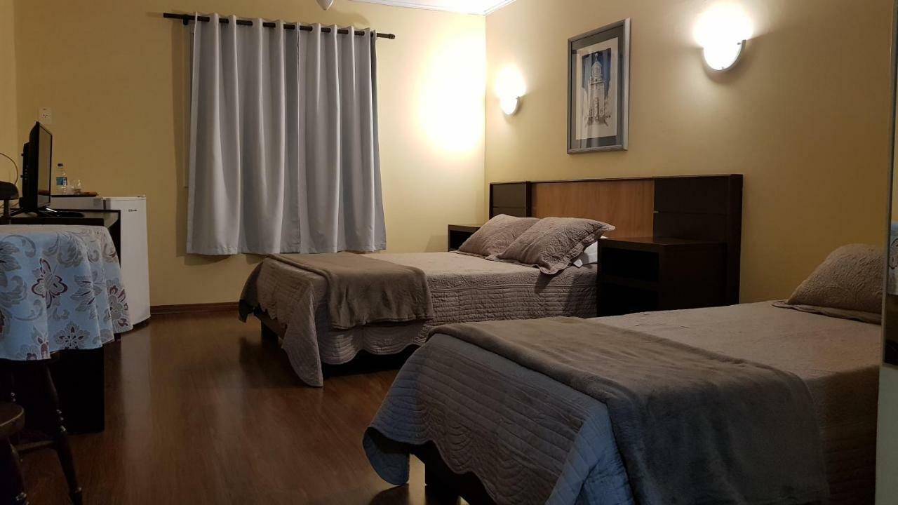 Dos Geranios Casa de hóspedes 3*