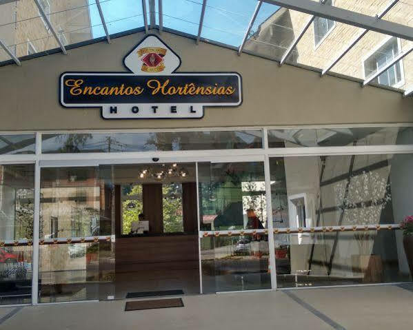 Sky Premium - Otima Localizacao Hotel 3*