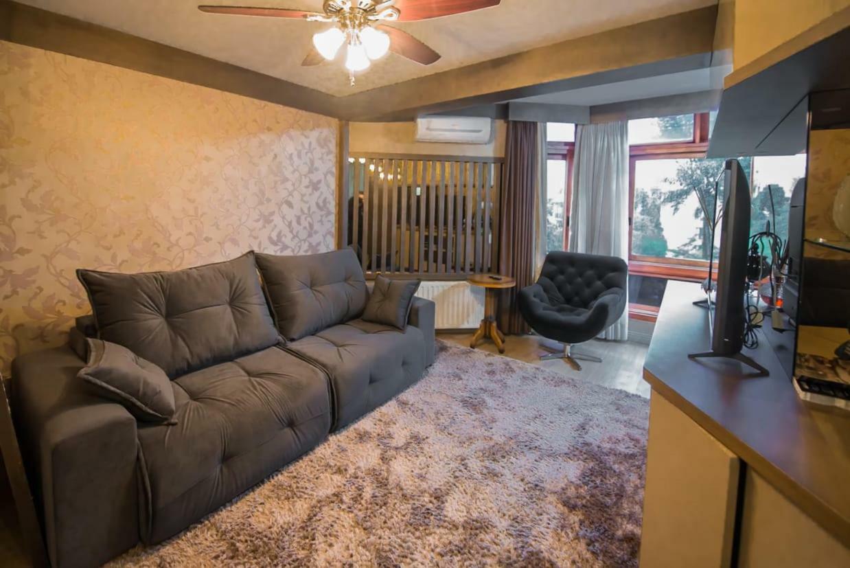 Flat No Wish Serrano Gramado