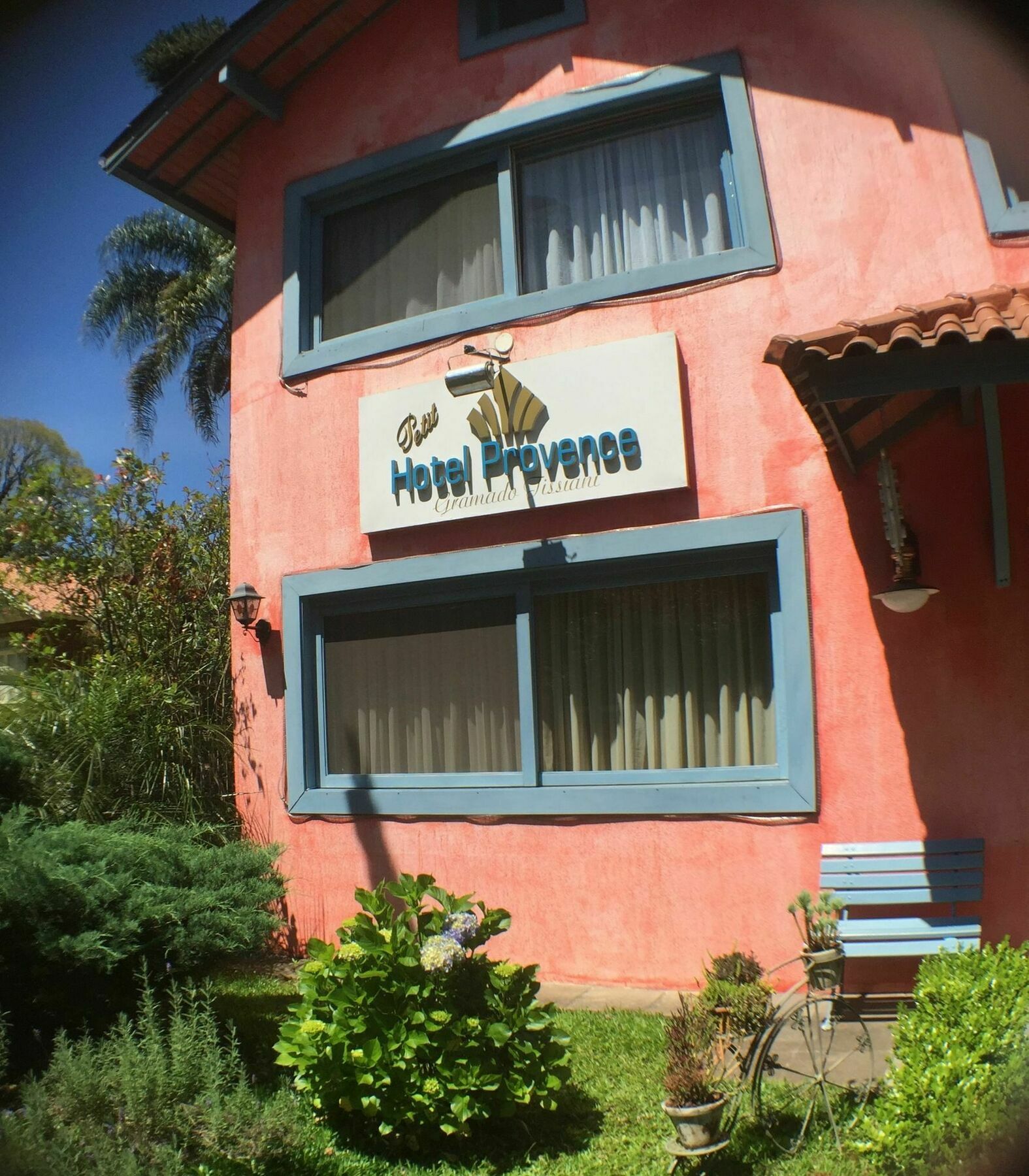 Hotel Petit Provence 3*