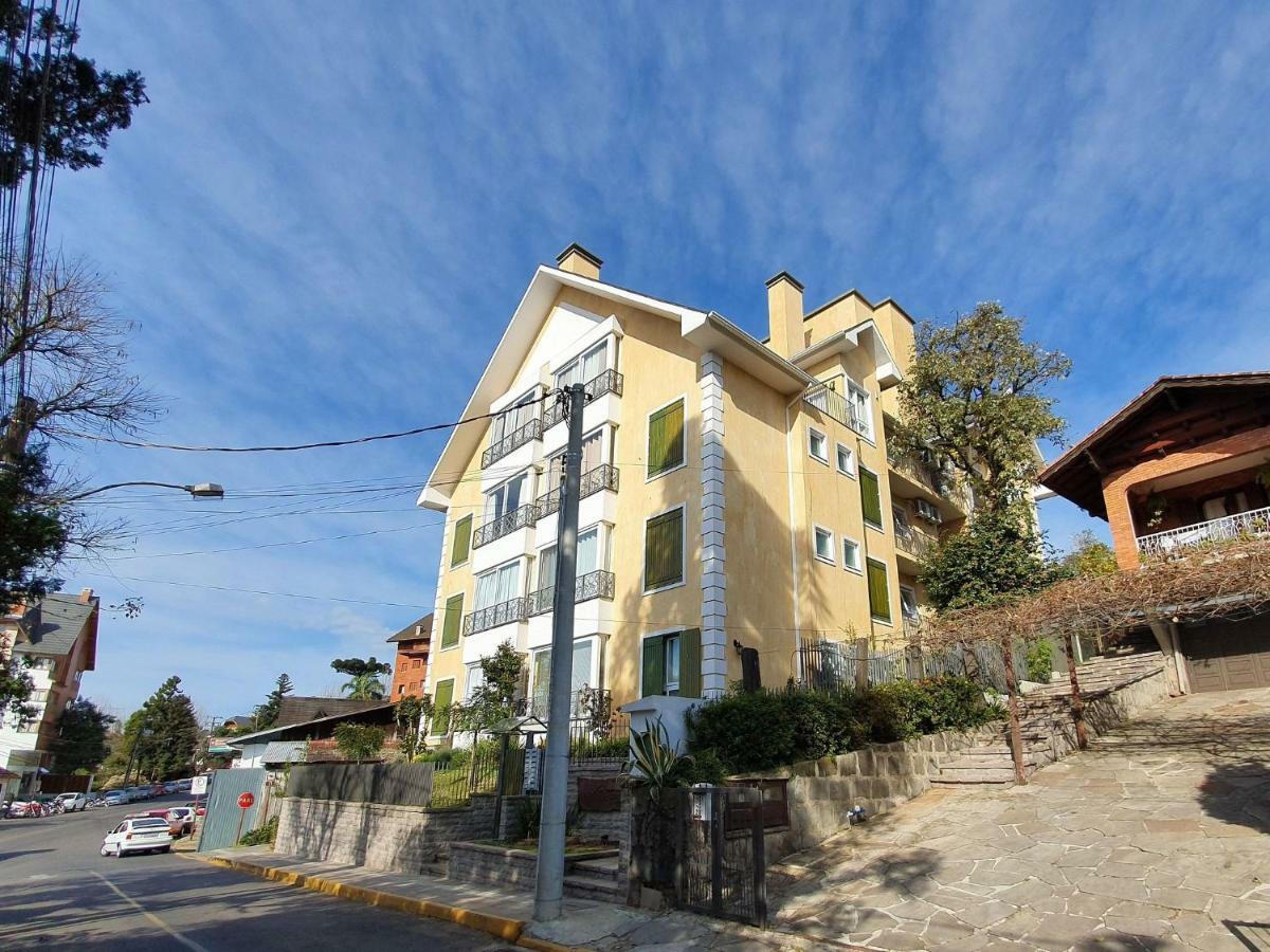 Apto Luxo 250m R. Coberta | 2 | Mobiliado Apartamento Gramado