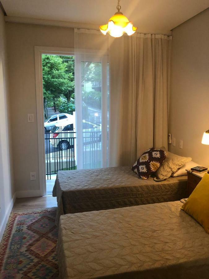 Apto com Arte Gramado Apartamento Gramado