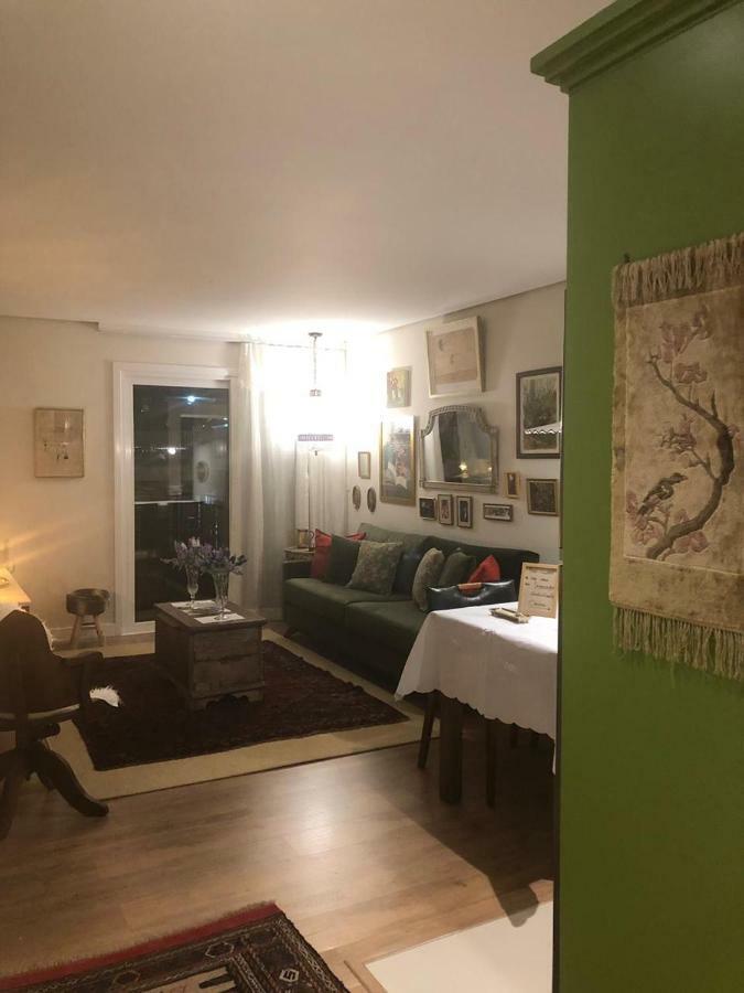 Apartamento Apto com Arte Gramado