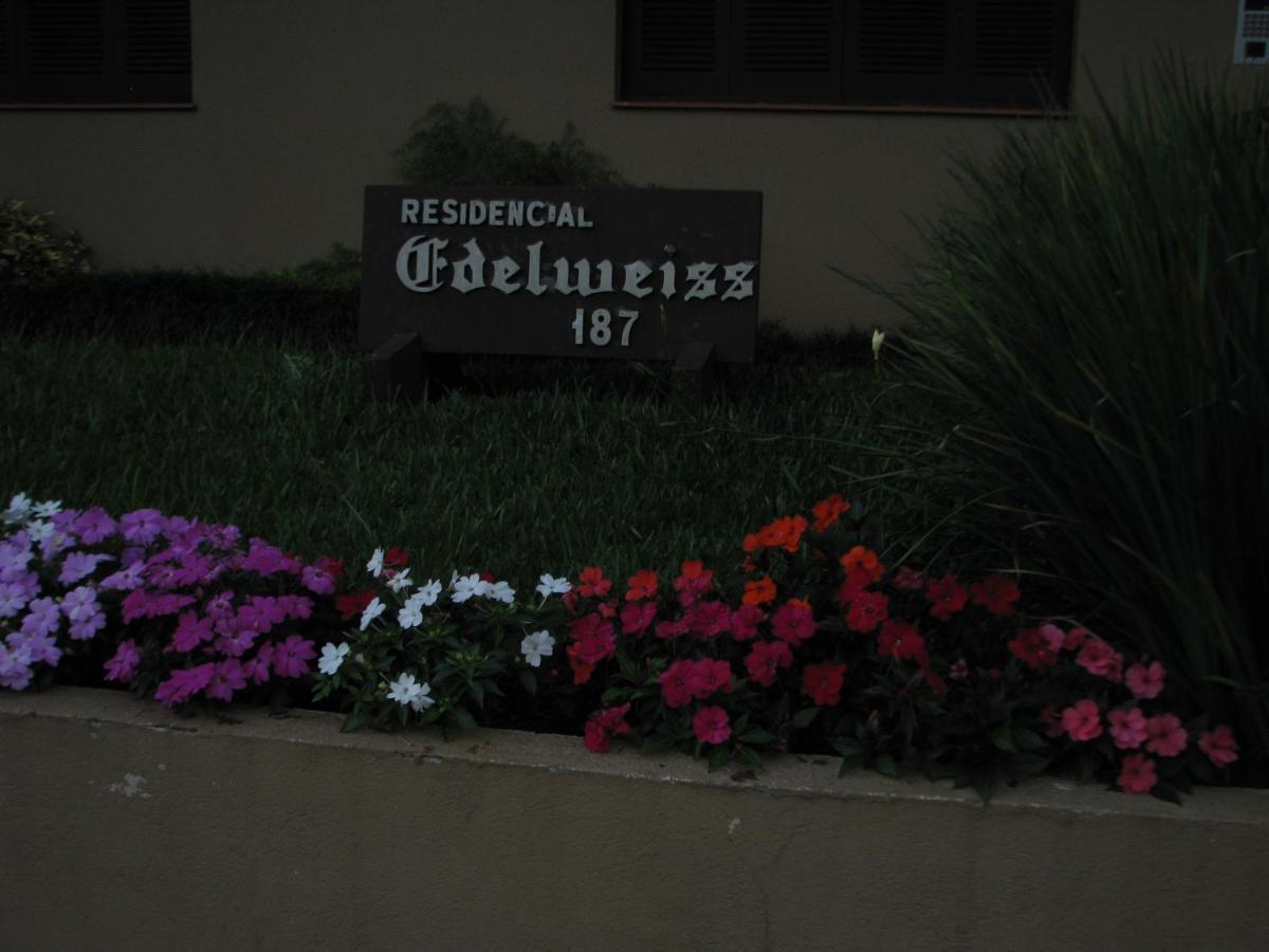 Edelweis Apartamento *