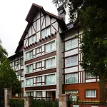 Apto Novo E Lindamente Decorado No Centro De Gramado
