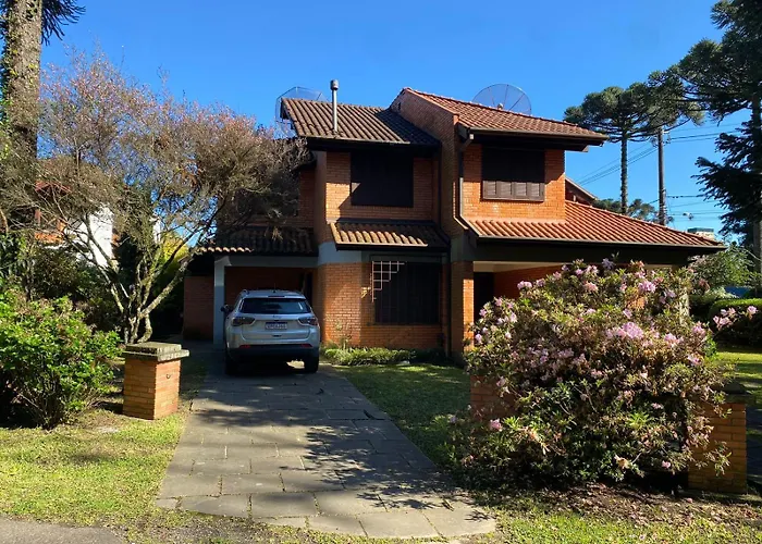 Sobrado Do Lago Gramado - Localizado Em Um Bairro Nobre E Arborizado