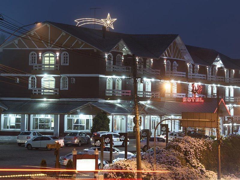 Galo Vermelho Hotel 3*