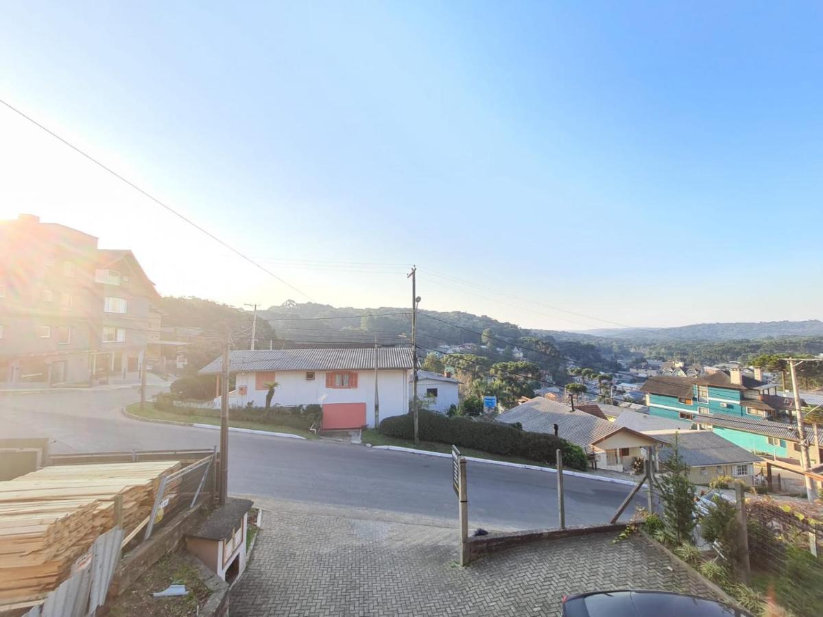 Vista Dutra *