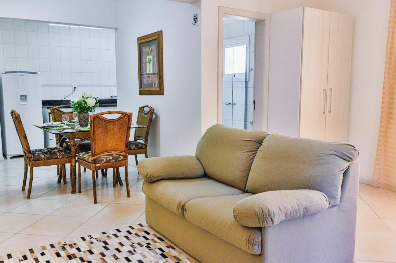Locar- In Wald Haus Centro Apartamento