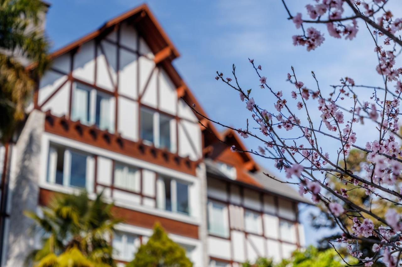 Apto Lindamente Decorado No Centro De * Gramado